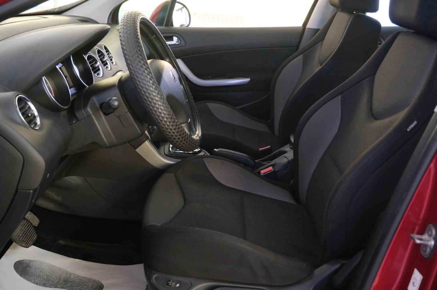 Peugeot 308 7 из 20