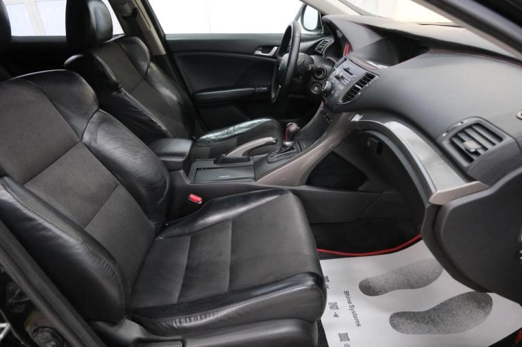 Honda Accord 24 из 27