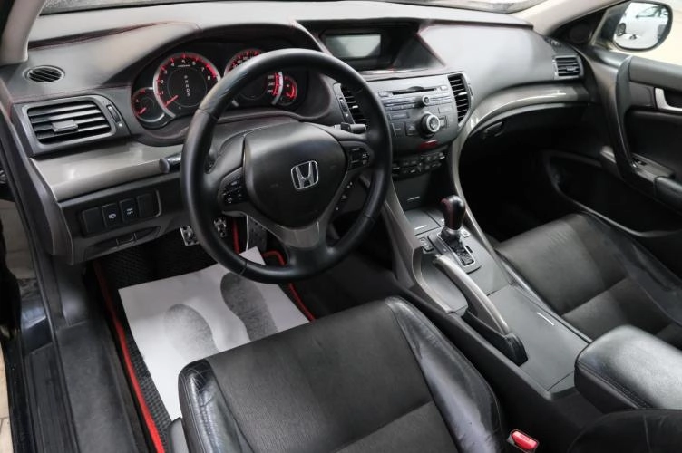 Honda Accord 12 из 27