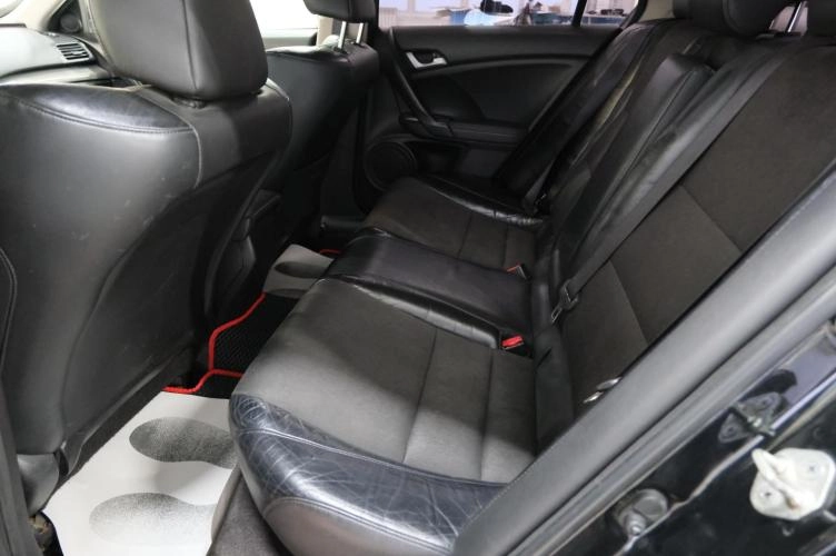 Honda Accord 25 из 27