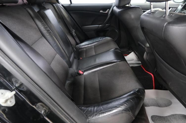 Honda Accord 26 из 27