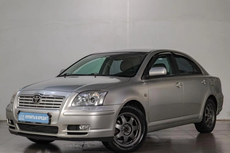 Toyota Avensis 3 из 6