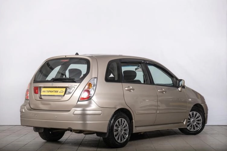Suzuki Liana 6 из 6