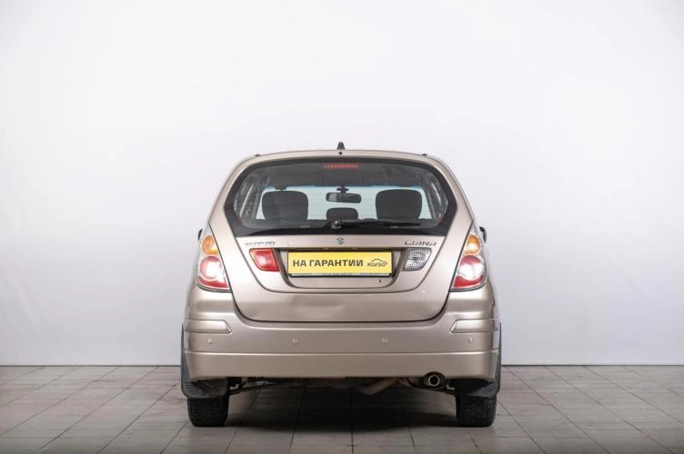 Suzuki Liana 4 из 6