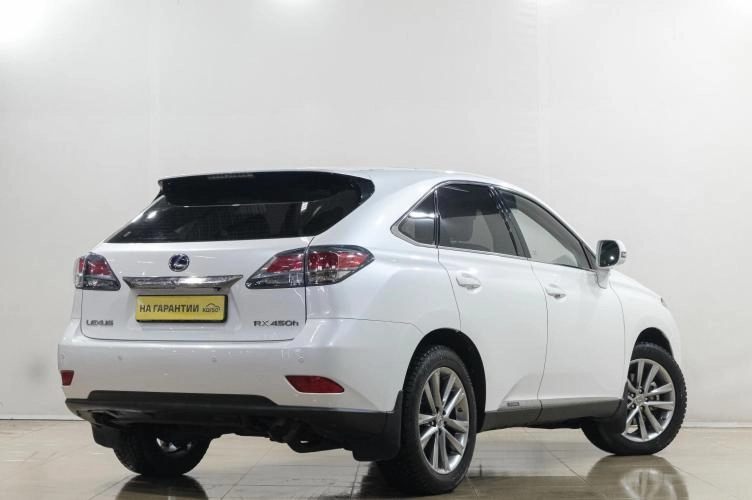 Lexus RX 6 из 6