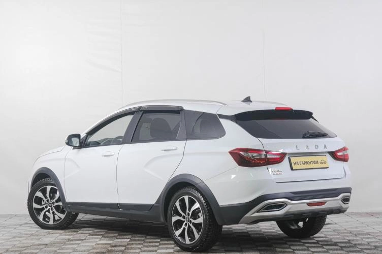 ВАЗ (LADA) Vesta 4 из 6