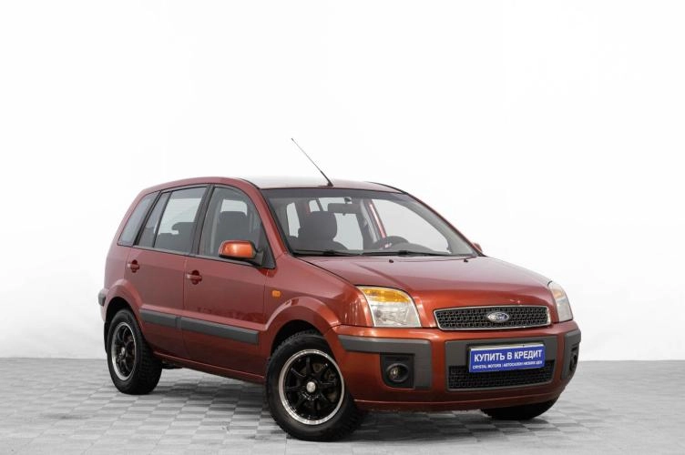 Ford Fusion 1 из 6