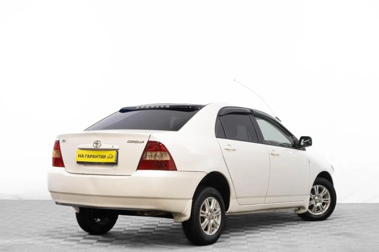 Toyota Corolla 4 из 6