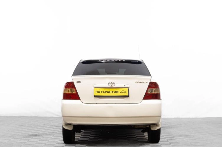 Toyota Corolla 5 из 6