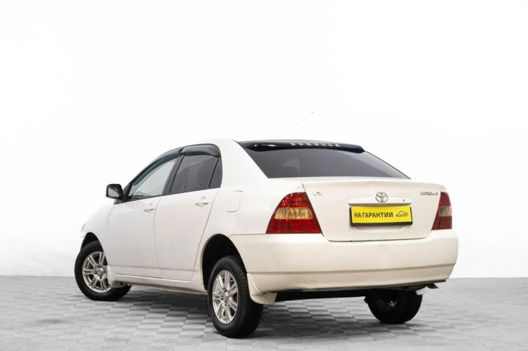 Toyota Corolla 6 из 6