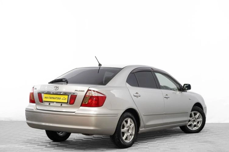 Toyota Premio 4 из 6
