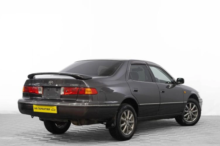 Toyota Camry Gracia 4 из 6