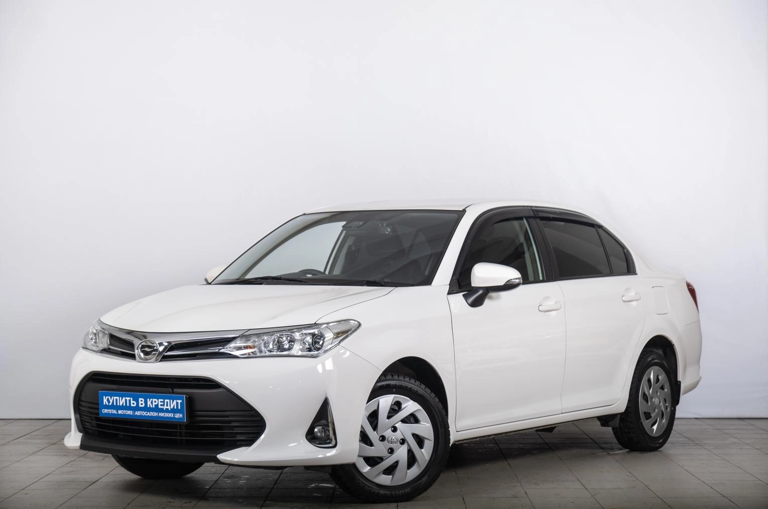 Toyota Corolla Axio 2 из 14