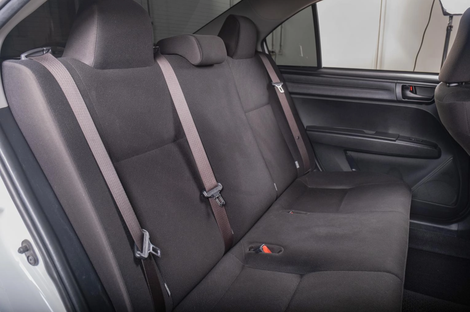 Toyota Corolla Axio 14 из 14