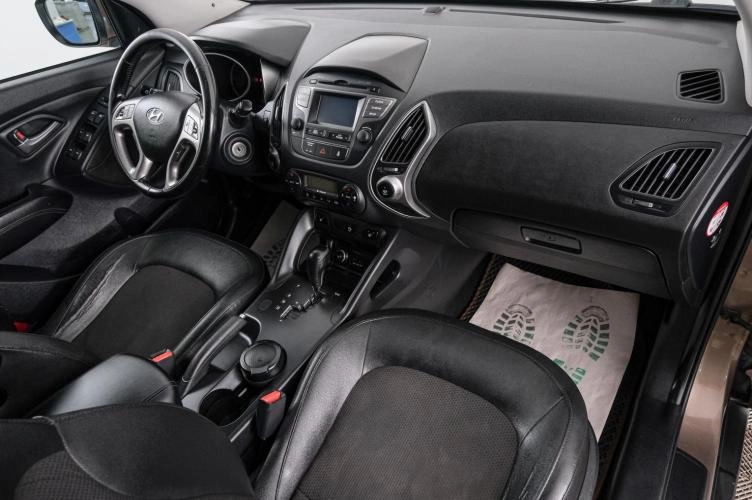 Hyundai ix35 12 из 23