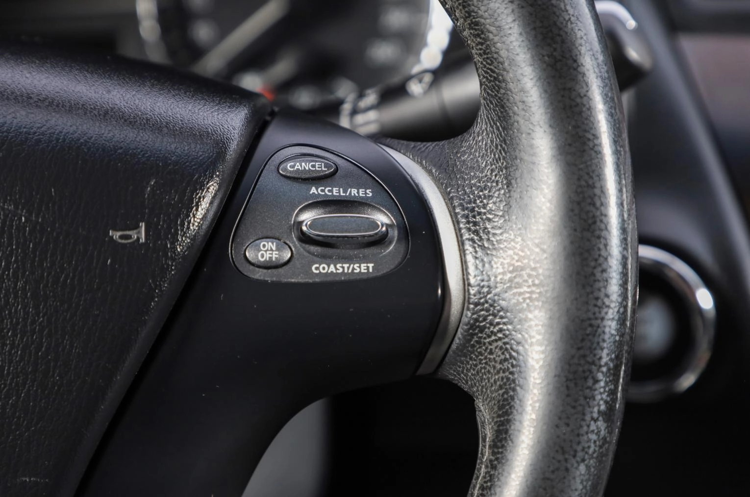 Infiniti JX 10 из 19