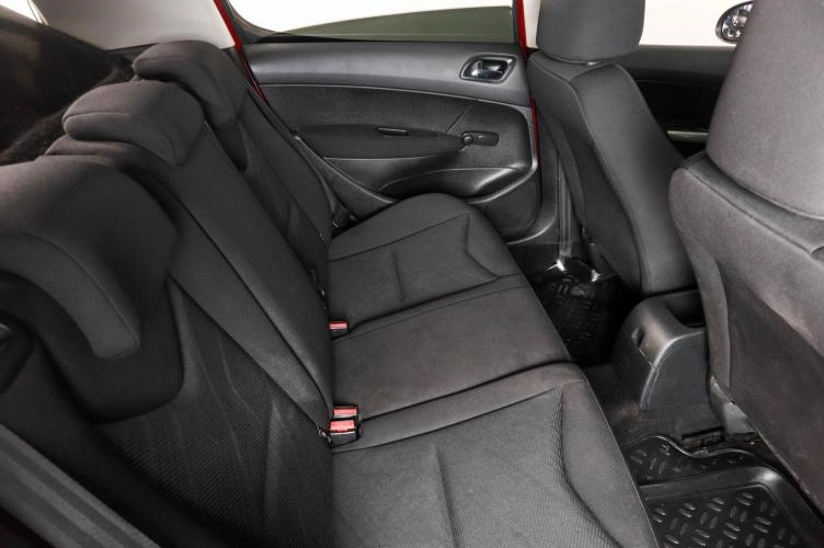 Peugeot 308 10 из 21