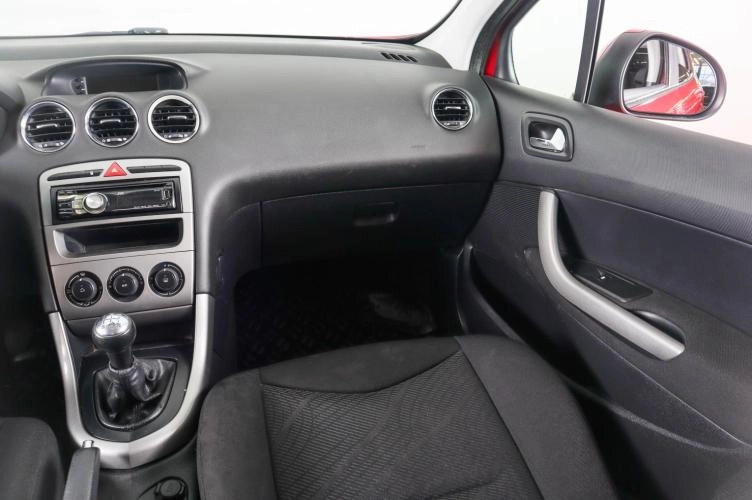 Peugeot 308 14 из 21