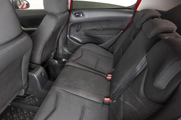 Peugeot 308 9 из 21