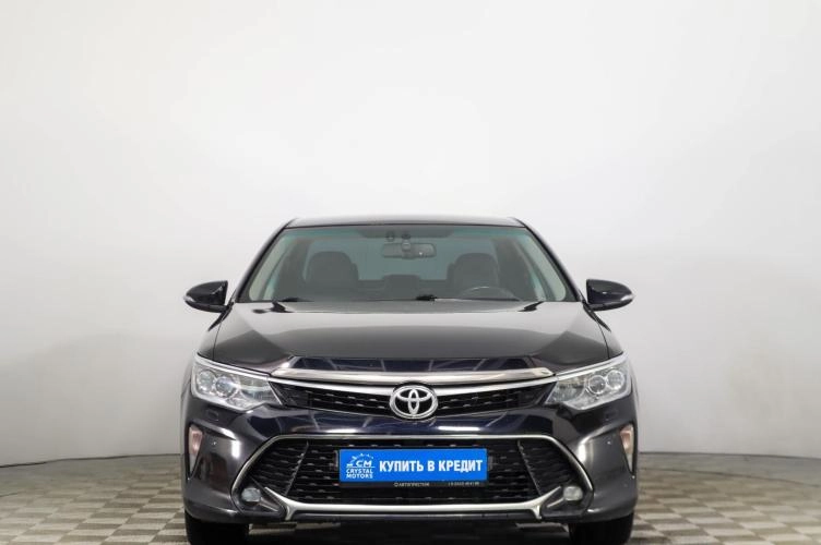 Toyota Camry 2 из 5