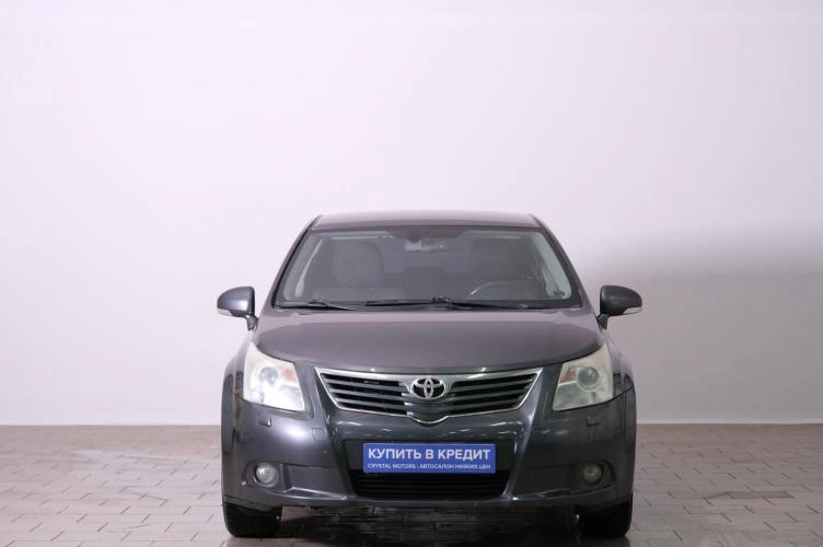 Toyota Avensis 2 из 5