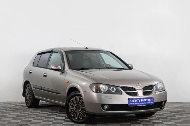 Nissan Almera 1 из 5