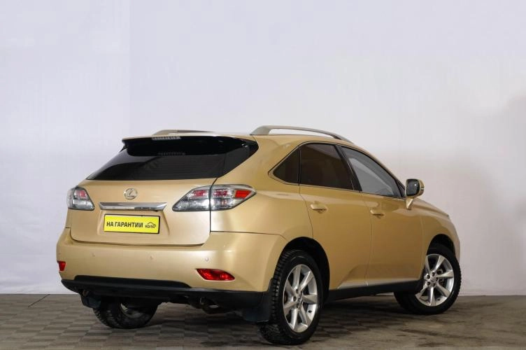 Lexus RX 6 из 6