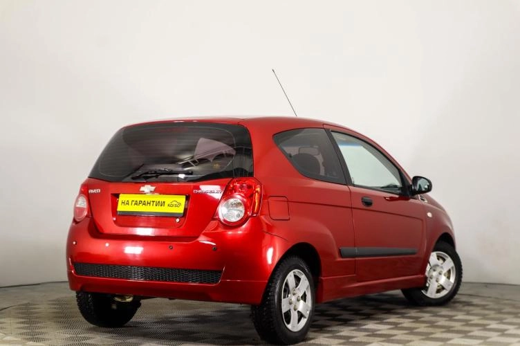Chevrolet Aveo 4 из 5