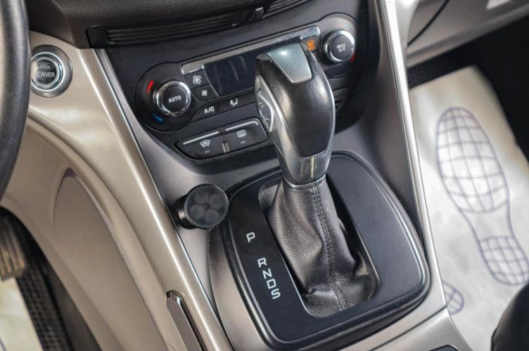 Ford Kuga 16 из 18