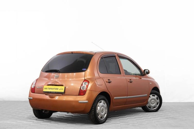 Nissan March 4 из 6