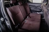 Toyota Aqua 19 из 22