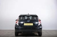 Toyota Aqua 4 из 22