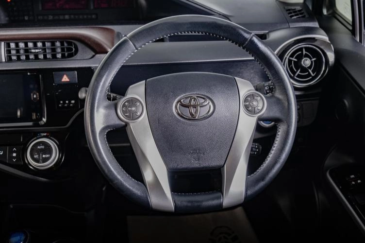 Toyota Aqua 9 из 22