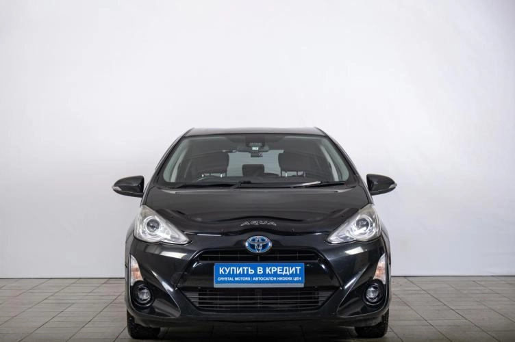 Toyota Aqua 3 из 6