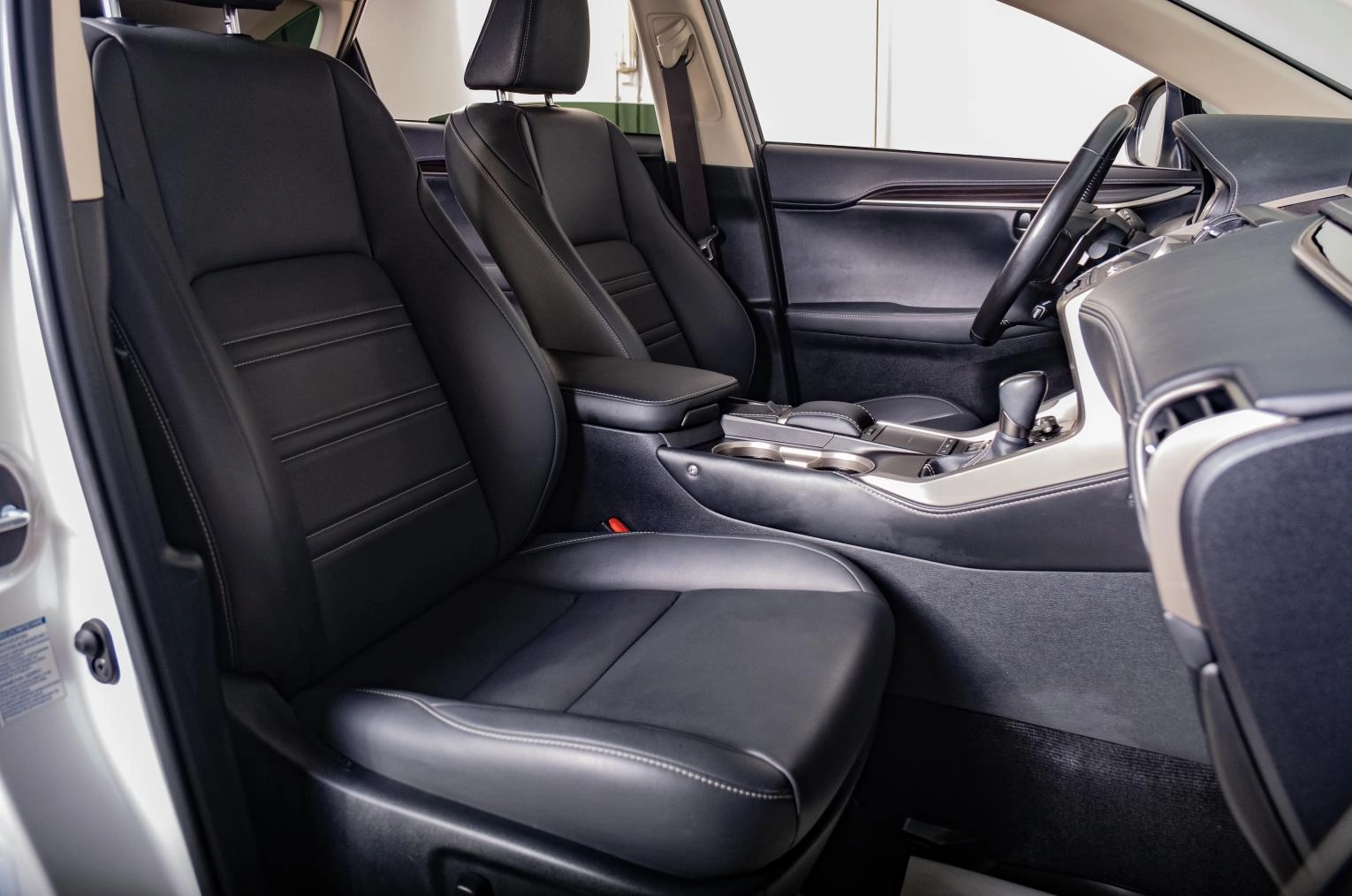 Lexus NX 16 из 20