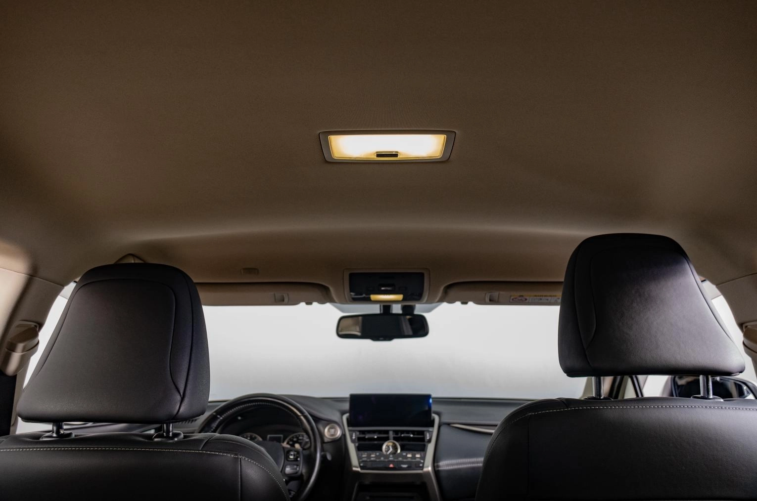 Lexus NX 19 из 20