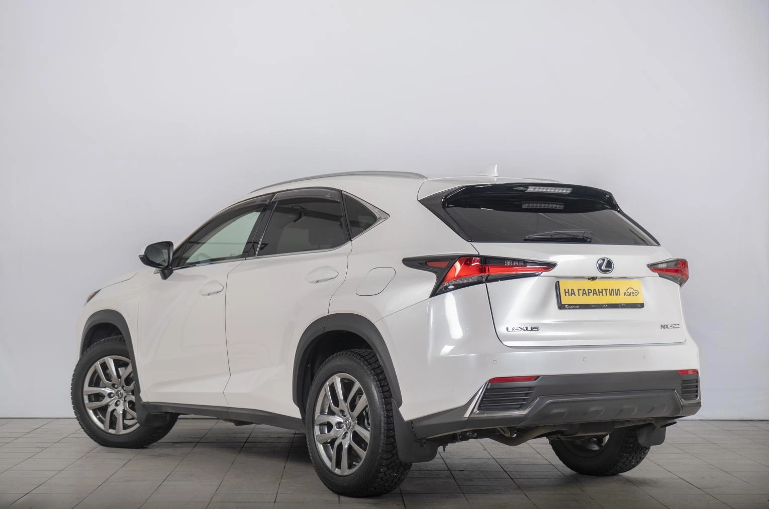 Lexus NX 5 из 20
