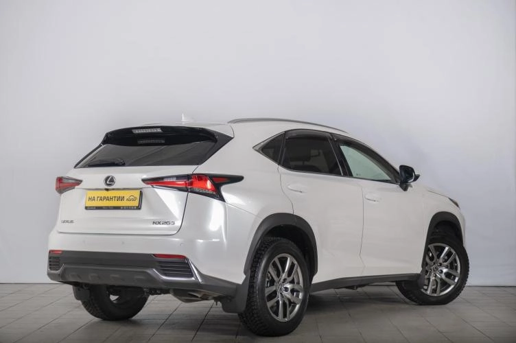 Lexus NX 6 из 6