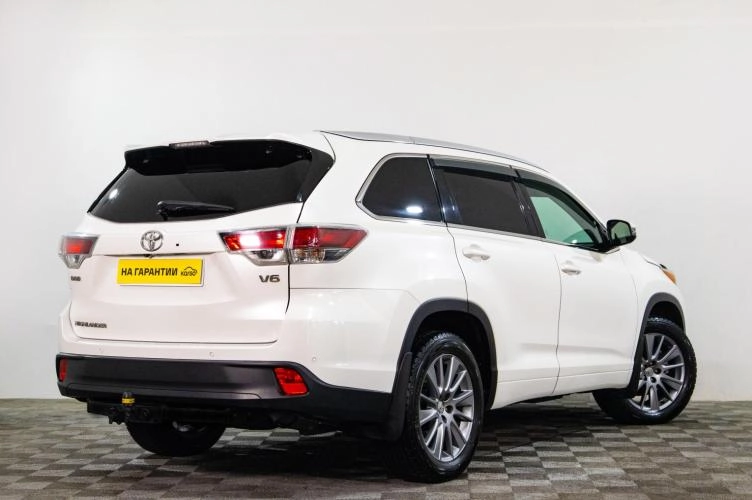 Toyota Highlander 4 из 5