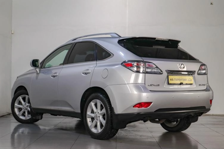 Lexus RX 4 из 5