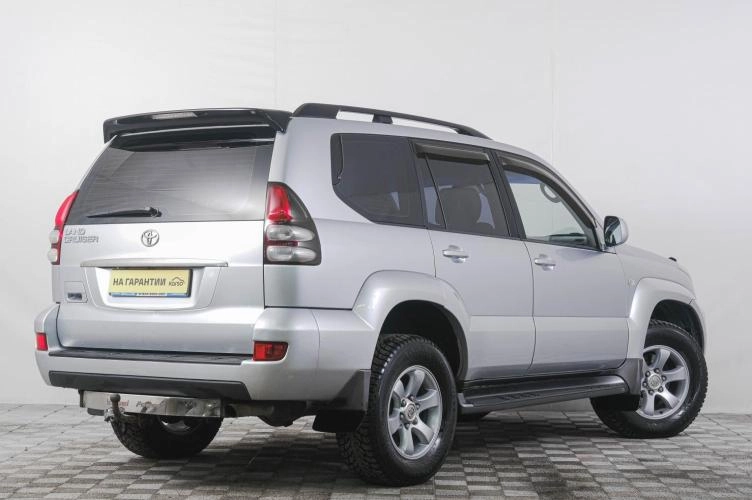 Toyota Land Cruiser Prado 6 из 6