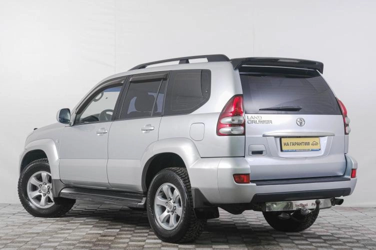 Toyota Land Cruiser Prado 4 из 5