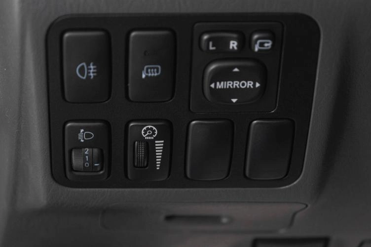 Toyota Land Cruiser Prado 21 из 27