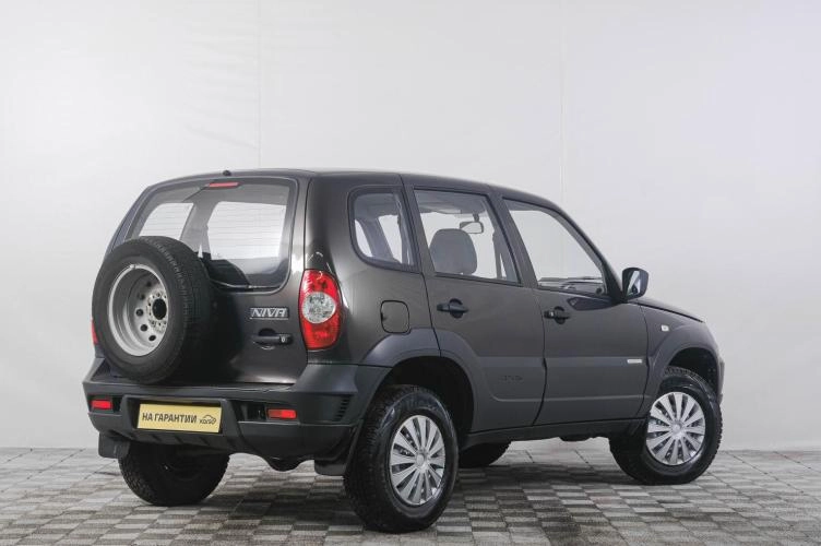 Chevrolet Niva 6 из 6