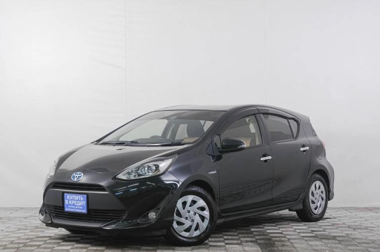 Toyota Aqua 3 из 6