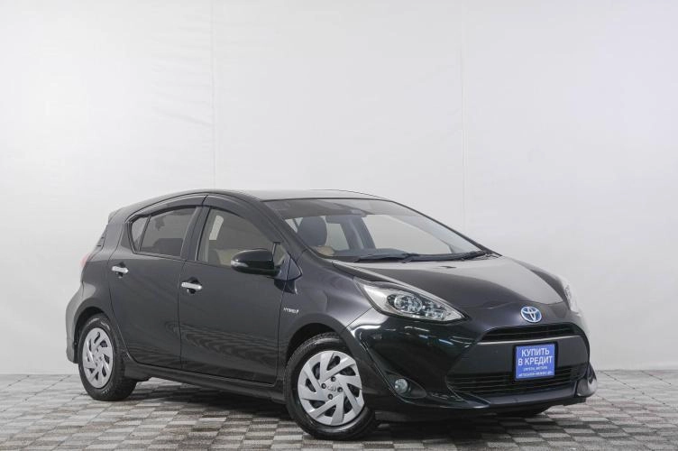 Toyota Aqua 1 из 6