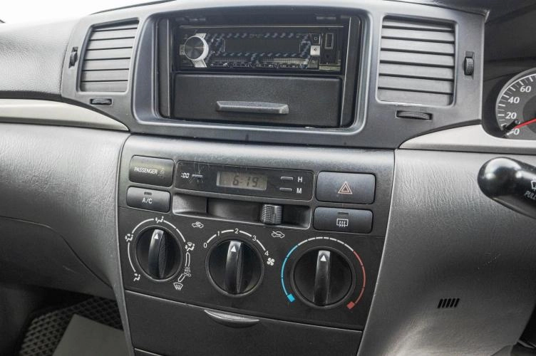 Toyota Corolla 13 из 19