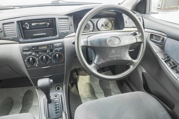 Toyota Corolla 11 из 19