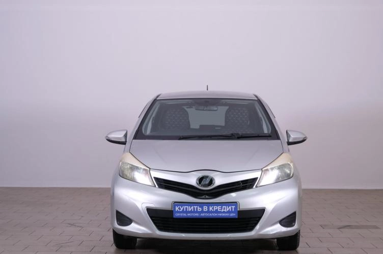 Toyota Vitz 2 из 5