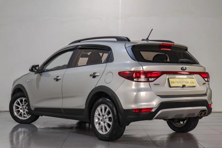 KIA Rio X-Line 4 из 5